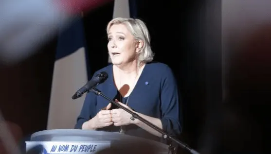 France is not responsible for the internment of 12999+ Jews-min